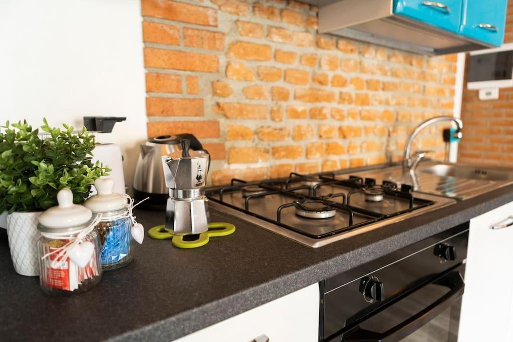 Canonica Brick Apartment Milan Luaran gambar